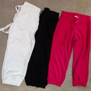 Active Basics Capri Sweats - BLACK